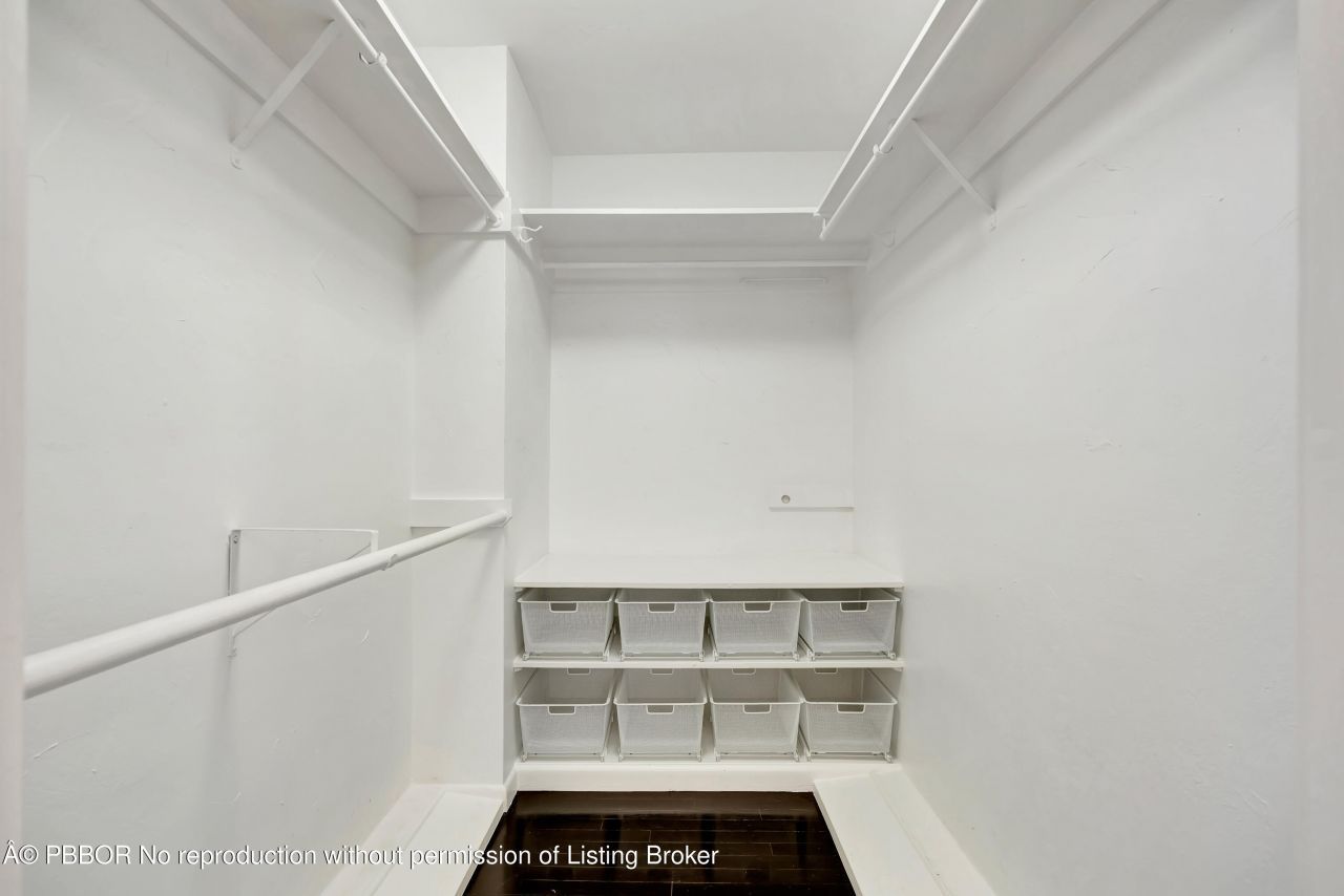 136 Worth Court S, West Palm Beach, FL 33405 Photo