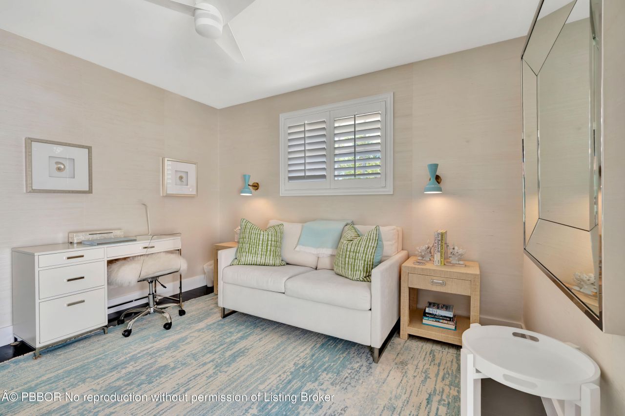 136 Worth Court S, West Palm Beach, FL 33405 Photo