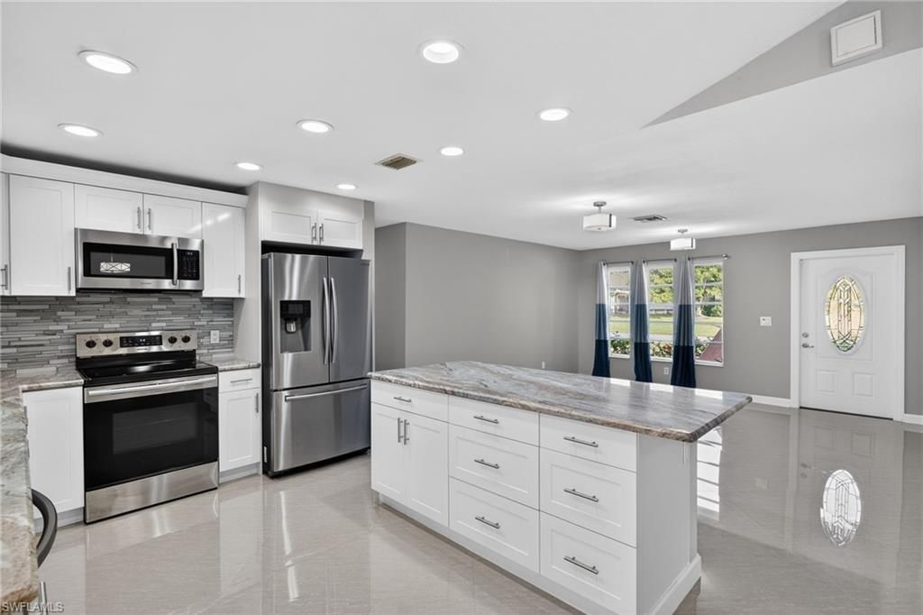 1726 SE 16th St, Cape Coral, FL 33990 Photo