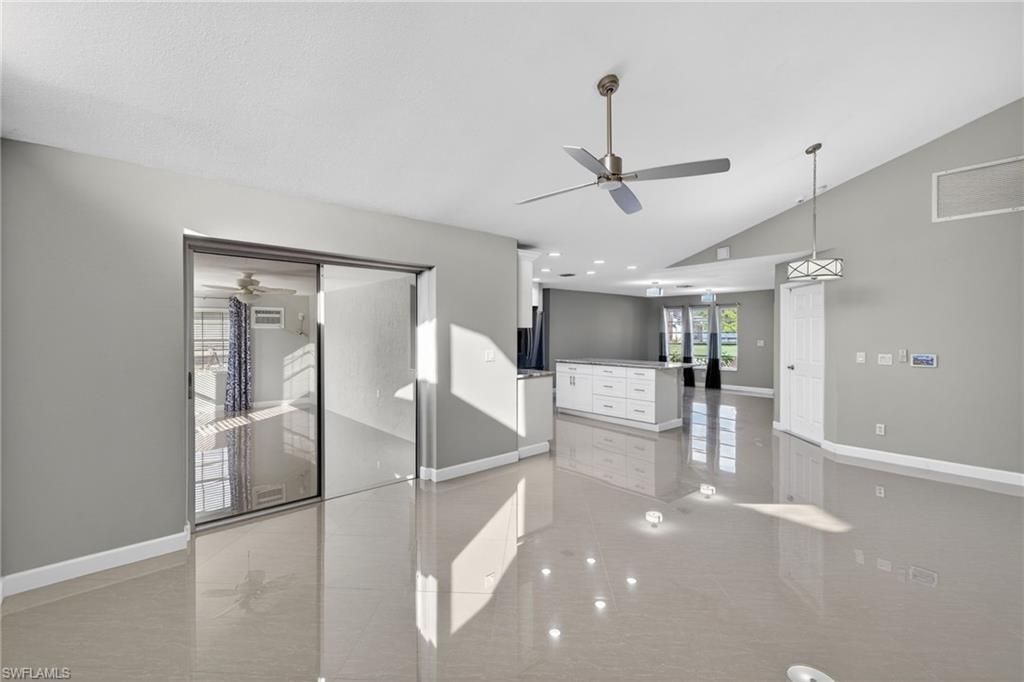 1726 SE 16th St, Cape Coral, FL 33990 Photo