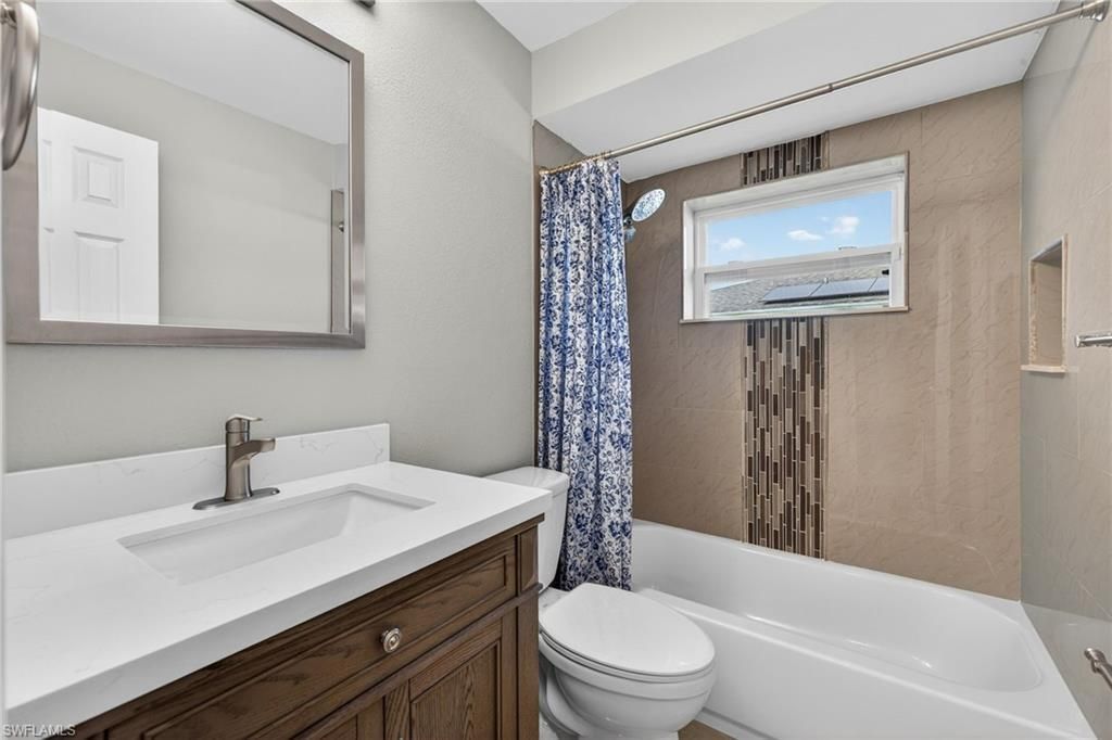 1726 SE 16th St, Cape Coral, FL 33990 Photo