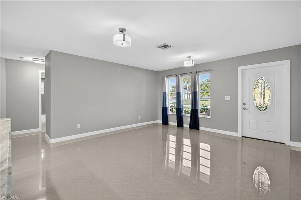 1726 SE 16th St, Cape Coral, FL 33990 Photo