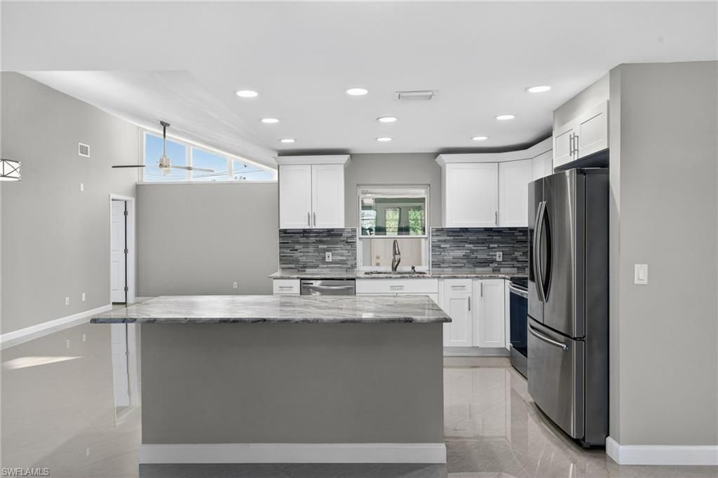 1726 SE 16th St, Cape Coral, FL 33990 Photo