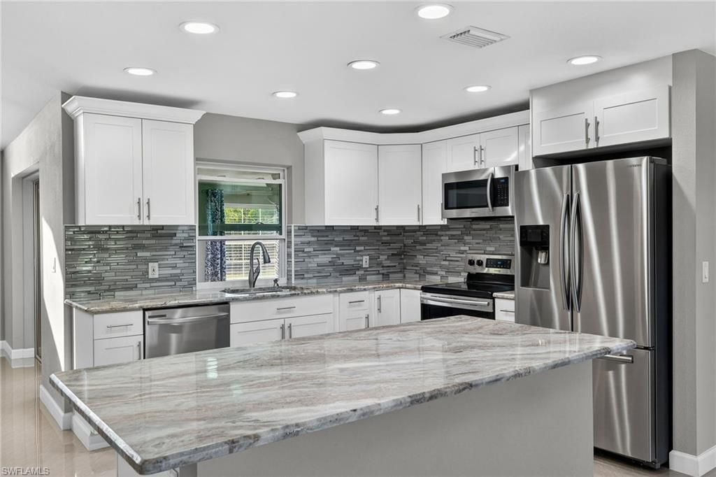 1726 SE 16th St, Cape Coral, FL 33990 Photo