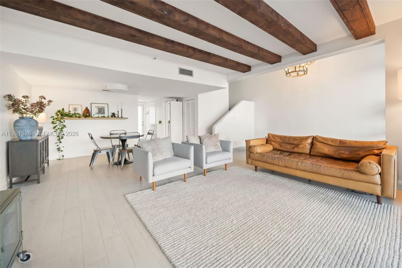 429 Poinciana Island Dr, Unit 1415, Sunny Isles Beach, FL 33160 Photo