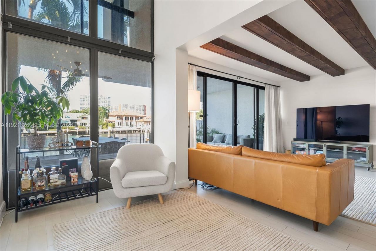 429 Poinciana Island Dr, Unit 1415, Sunny Isles Beach, FL 33160 Photo