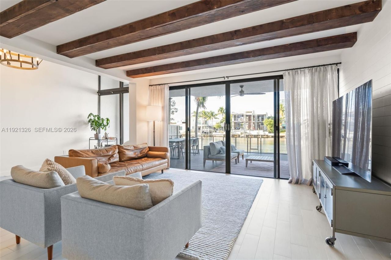 429 Poinciana Island Dr, Unit 1415, Sunny Isles Beach, FL 33160 Photo