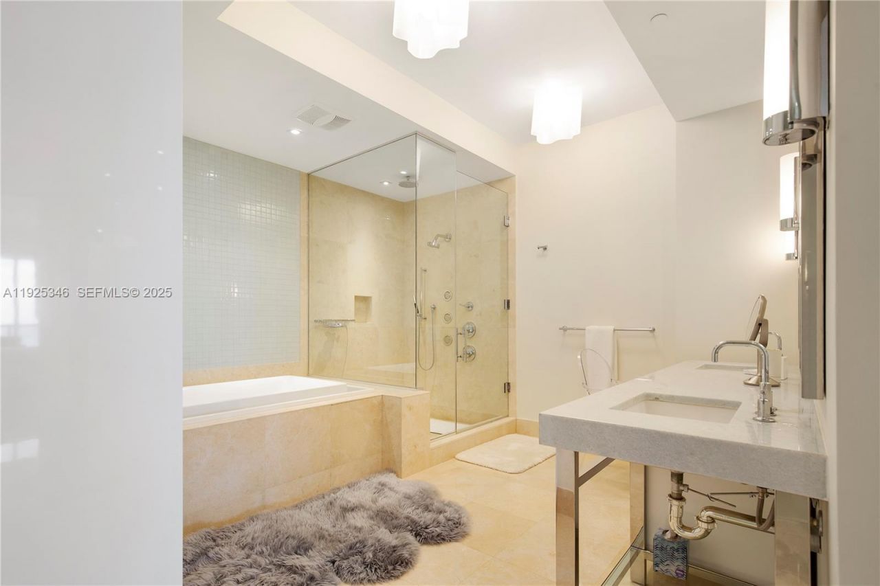 9705 Collins Ave, Unit 1403N, Bal Harbour, FL 33154 Photo