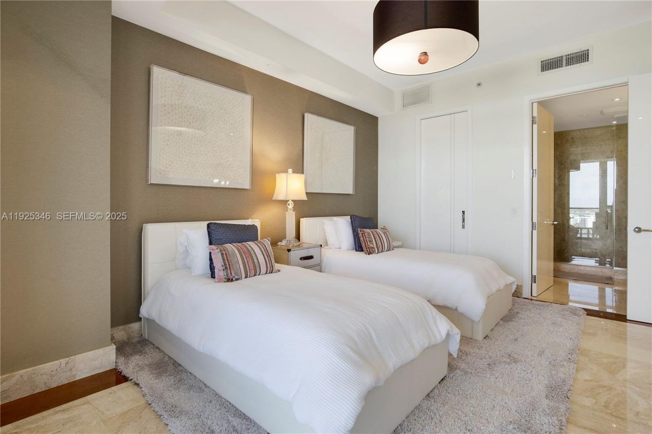 9705 Collins Ave, Unit 1403N, Bal Harbour, FL 33154 Photo