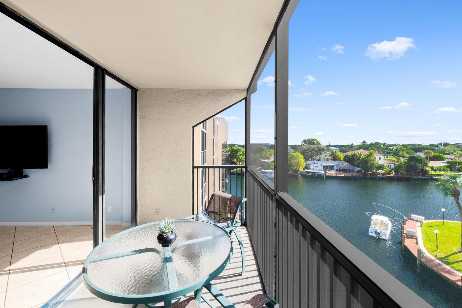 15 Royal Palm Way, Unit 505, Boca Raton, FL 33432 Photo