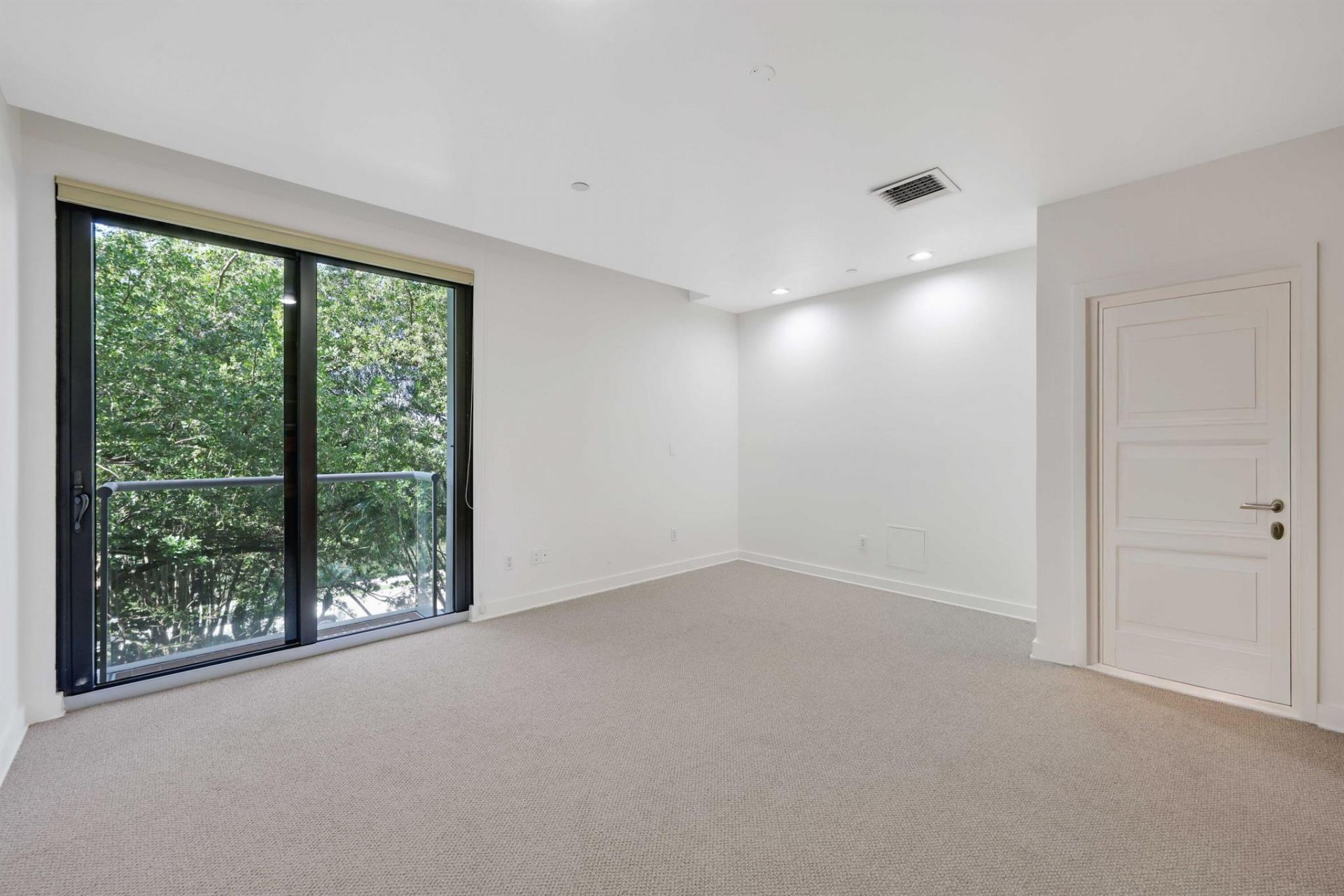 2 N Breakers Row, Unit S32, Palm Beach, FL 33480 Photo