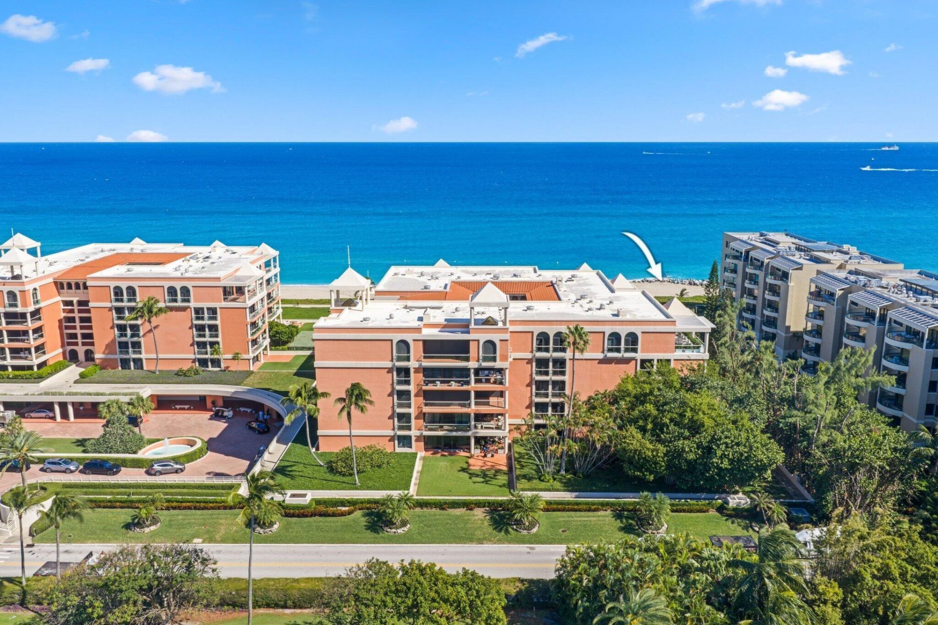 2 N Breakers Row, Unit S32, Palm Beach, FL 33480 Photo