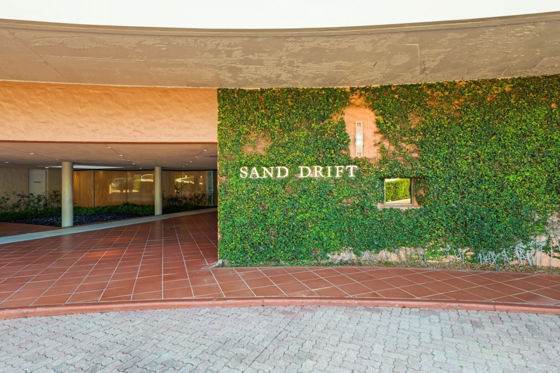 2 N Breakers Row, Unit S32, Palm Beach, FL 33480 Photo