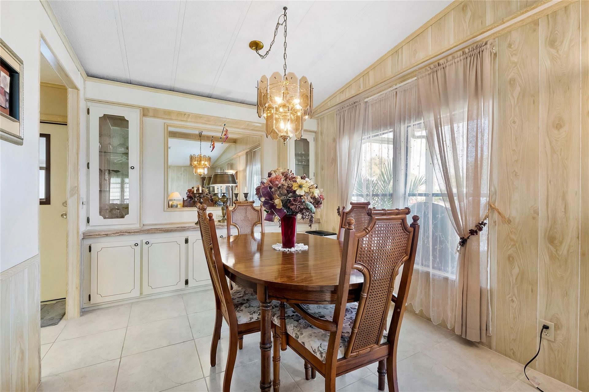 8600 SW 16th Place, Davie, FL 33324 Photo