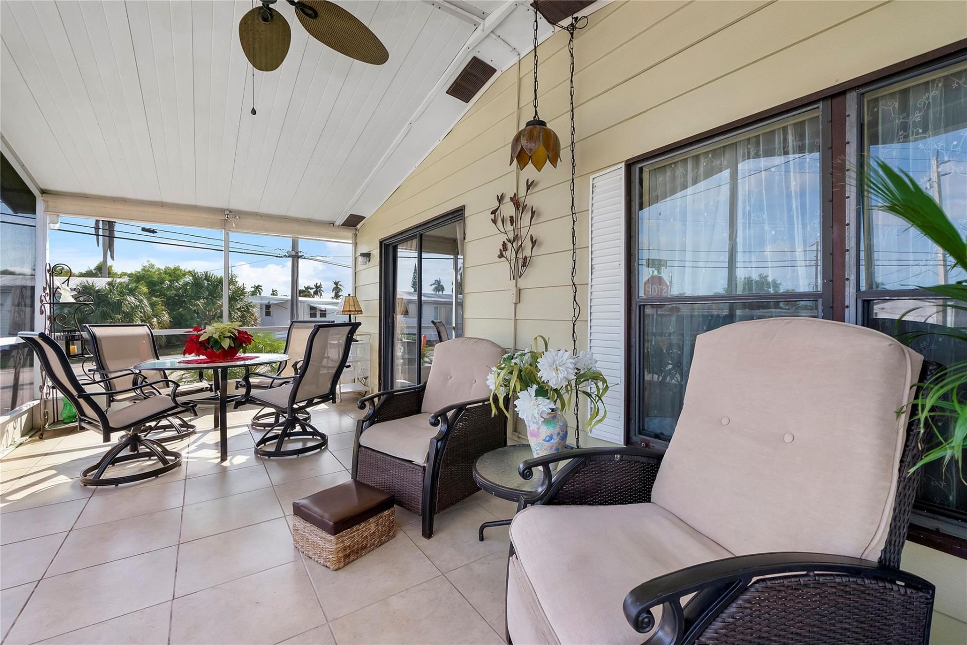 8600 SW 16th Place, Davie, FL 33324 Photo