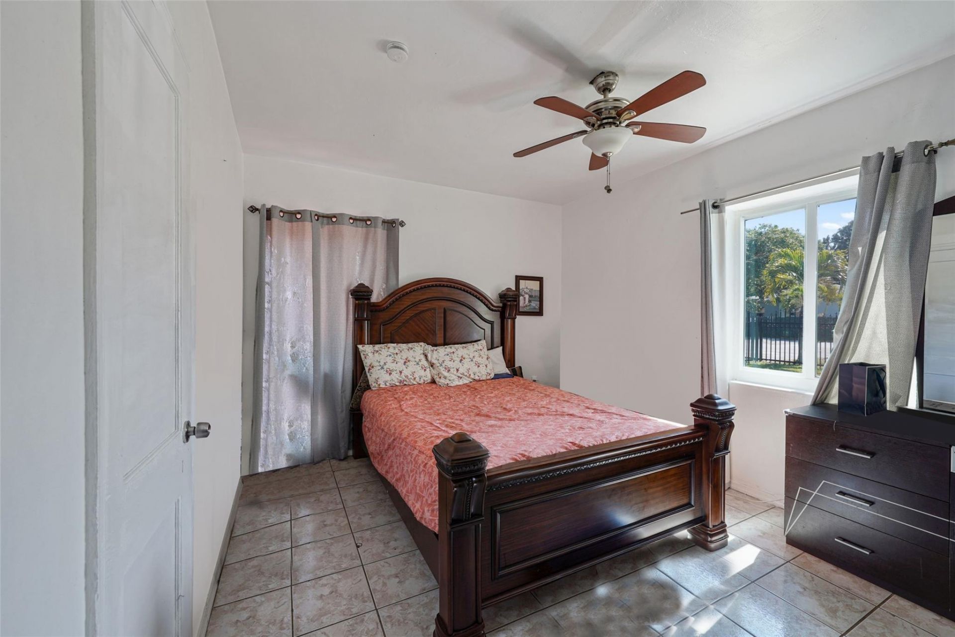 413 NW 100th Terrace, Miami, FL 33150 Photo