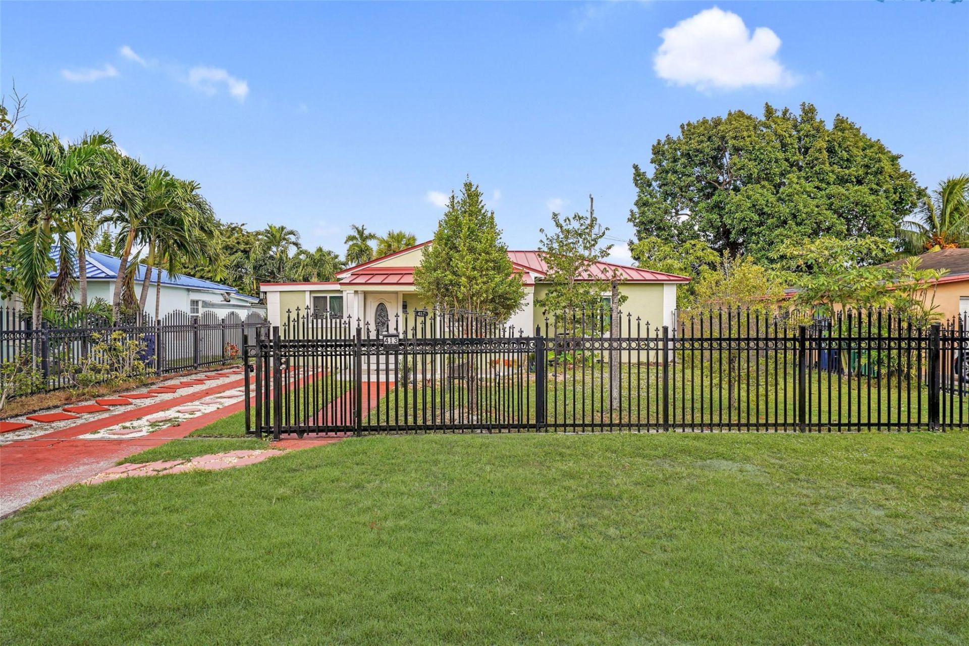 413 NW 100th Terrace, Miami, FL 33150 Photo