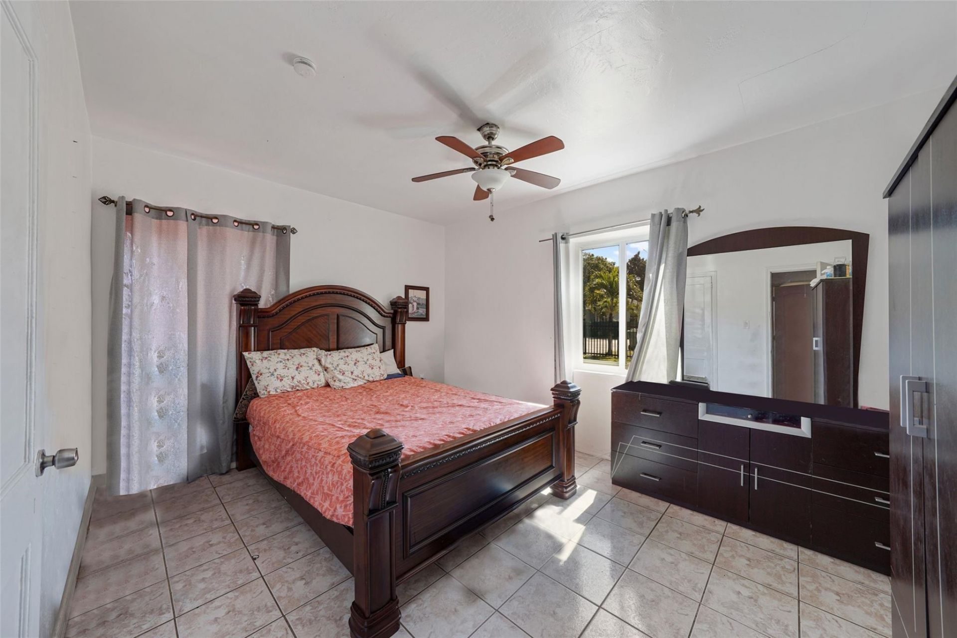 413 NW 100th Terrace, Miami, FL 33150 Photo