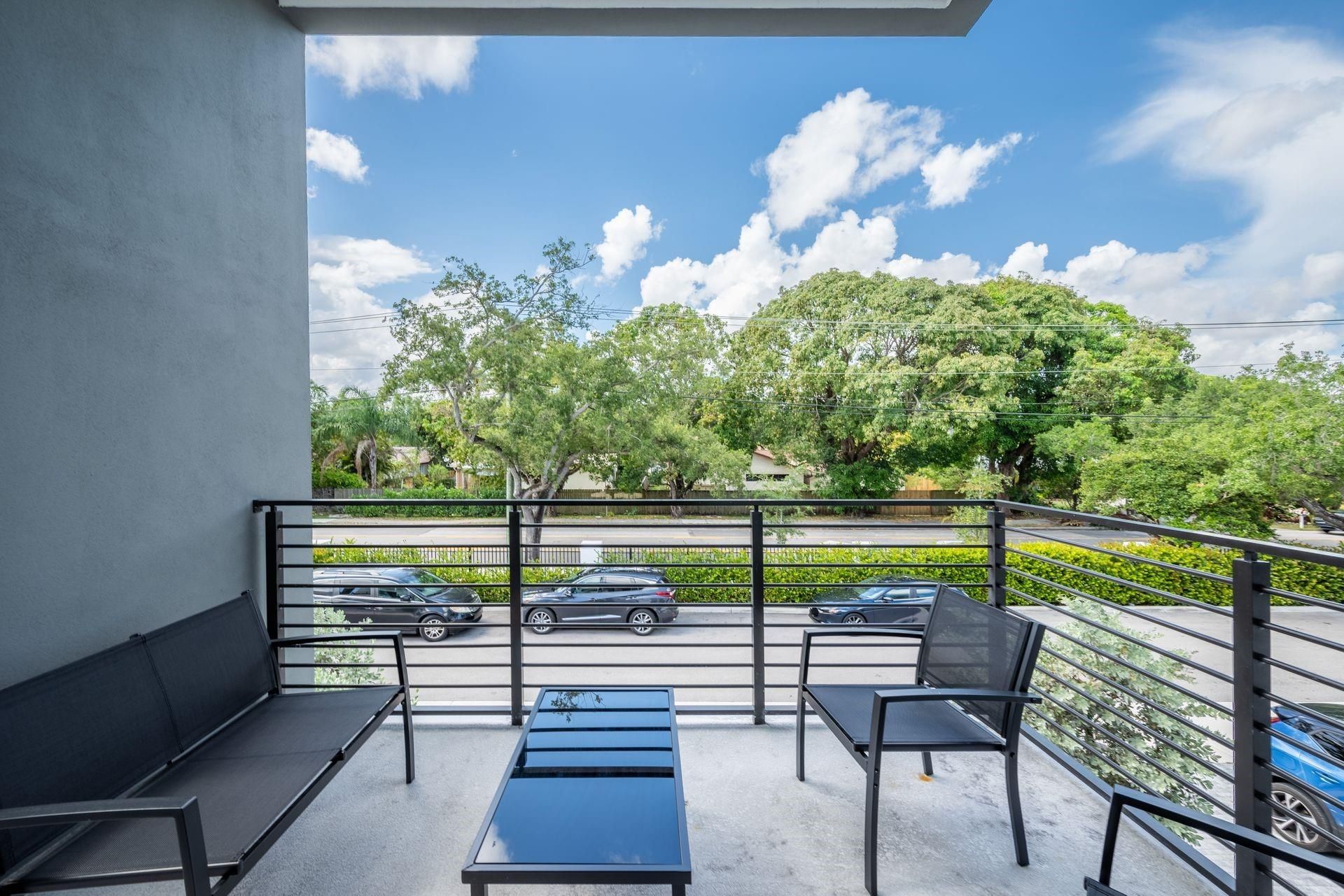 6864 SW 80th Street, Miami, FL 33143 Photo