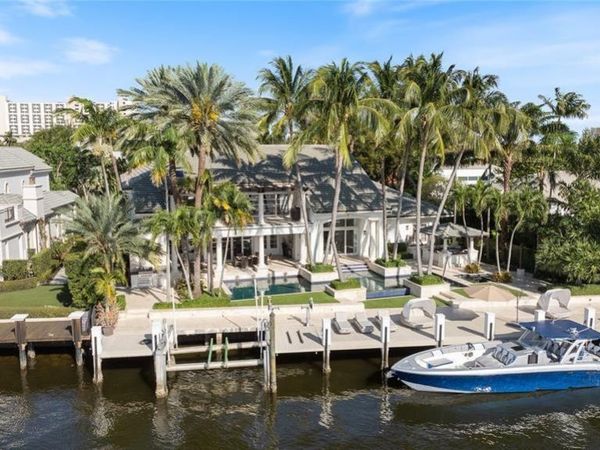 1313 E Lake Drive, Fort Lauderdale, FL 33316