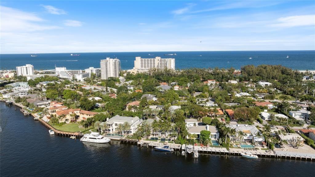 1313 E Lake Drive, Fort Lauderdale, FL 33316 Photo