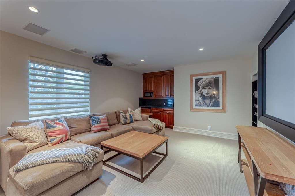 1313 E Lake Drive, Fort Lauderdale, FL 33316 Photo