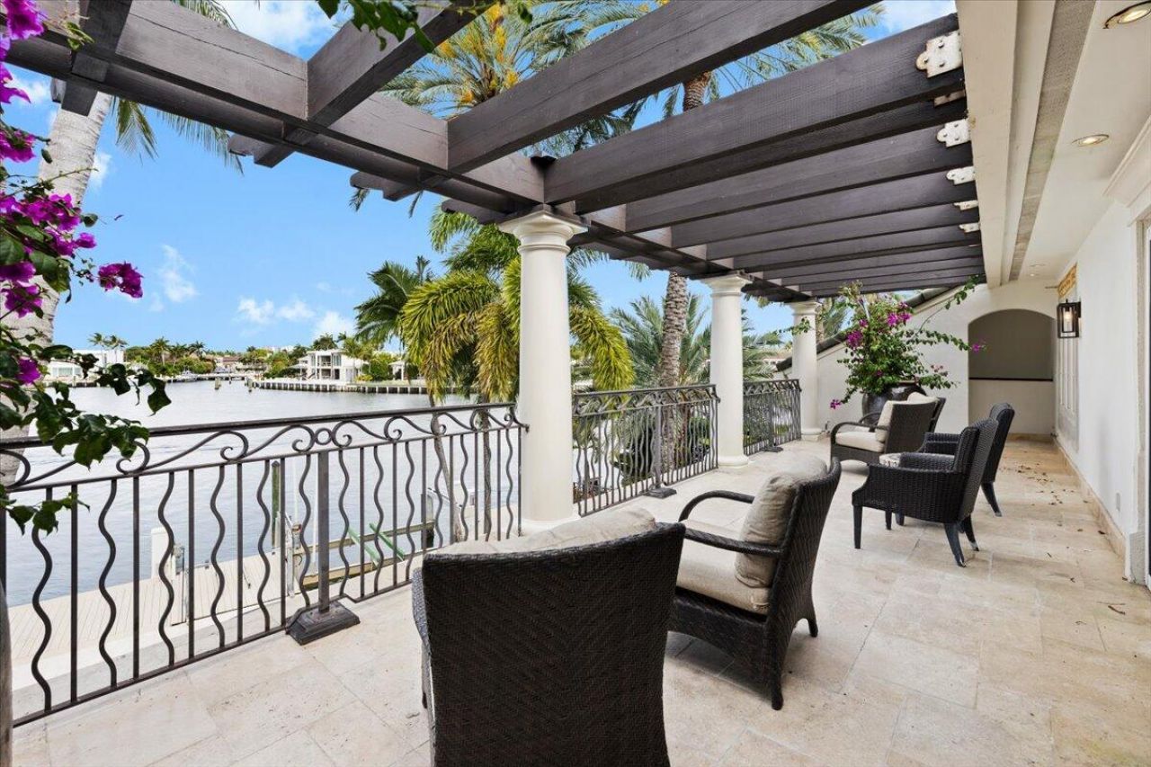 1313 E Lake Drive, Fort Lauderdale, FL 33316 Photo