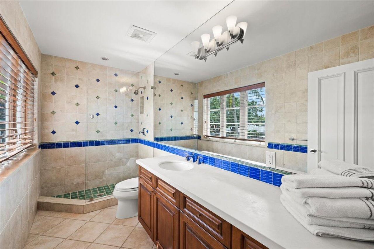 1313 E Lake Drive, Fort Lauderdale, FL 33316 Photo