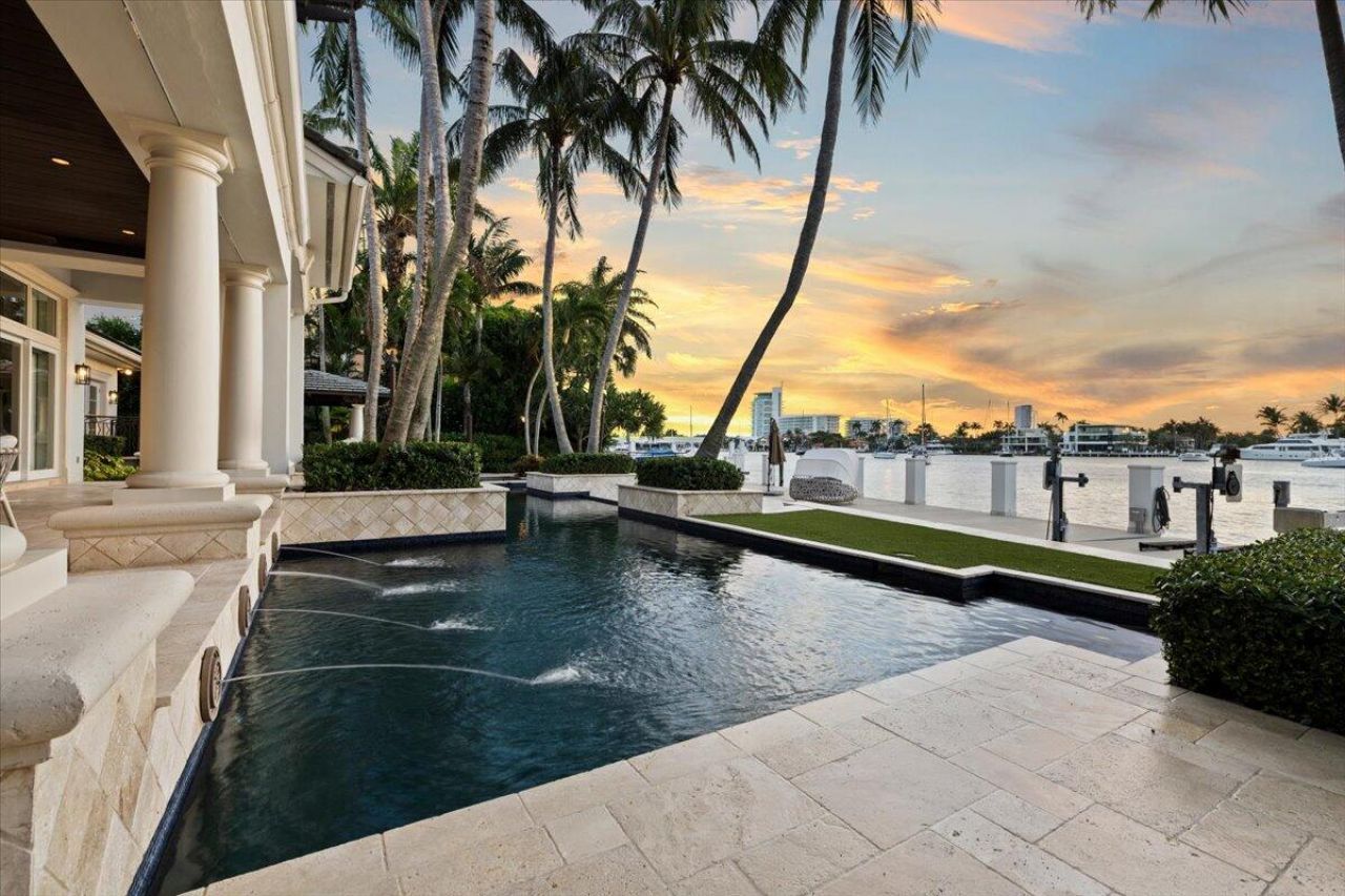 1313 E Lake Drive, Fort Lauderdale, FL 33316 Photo