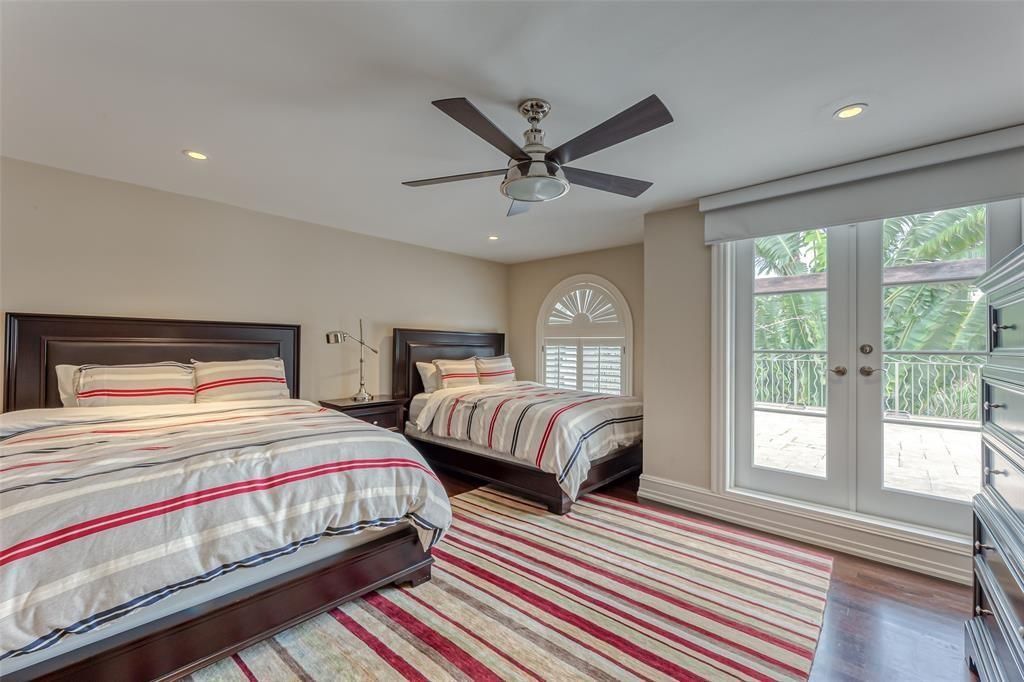 1313 E Lake Drive, Fort Lauderdale, FL 33316 Photo