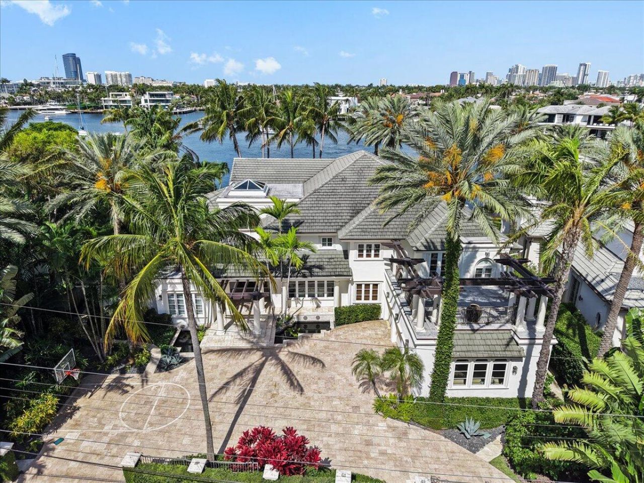 1313 E Lake Drive, Fort Lauderdale, FL 33316 Photo