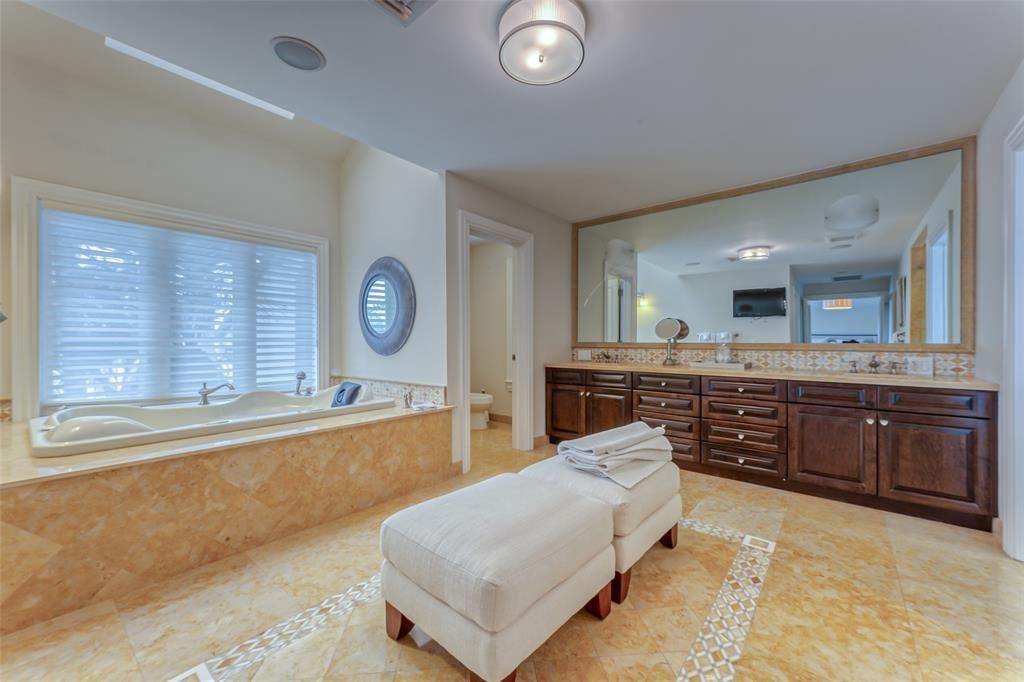 1313 E Lake Drive, Fort Lauderdale, FL 33316 Photo