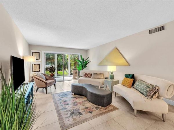 2102 Lucaya Bnd, Unit K2, Coconut Creek, FL 33066