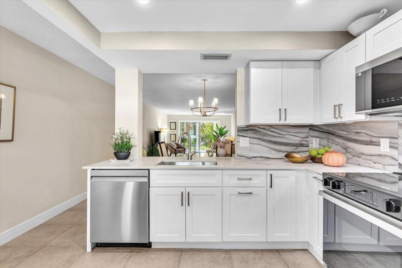 2102 Lucaya Bend, Unit K2, Coconut Creek, FL 33066 Photo