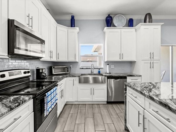 2020 SW Imperial St, Port St. Lucie, FL 34987