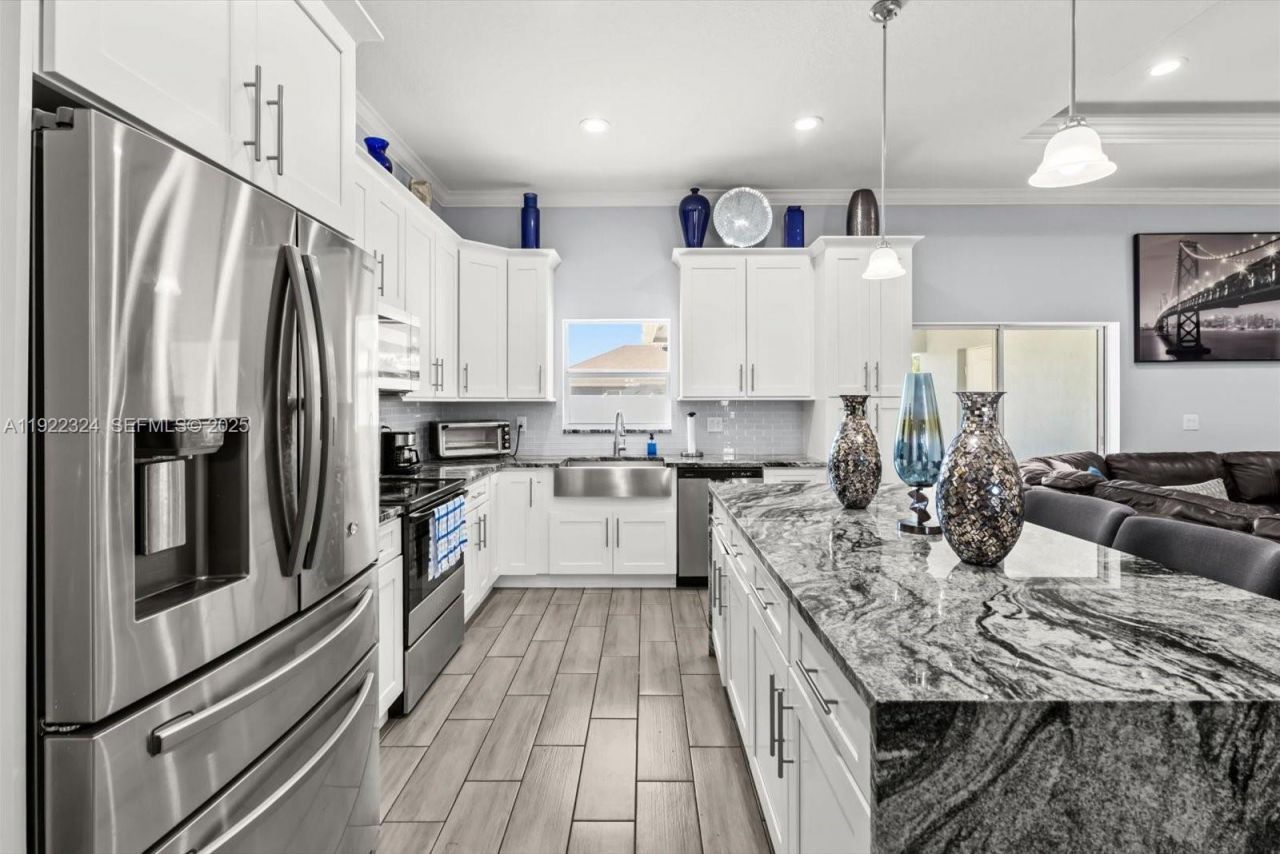 2020 SW Imperial St, Port Saint Lucie, FL 34987 Photo