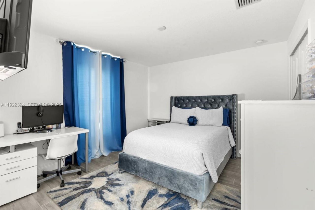 2020 SW Imperial St, Port Saint Lucie, FL 34987 Photo