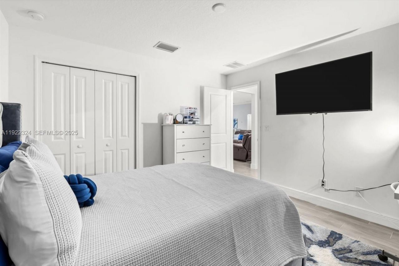 2020 SW Imperial St, Port Saint Lucie, FL 34987 Photo