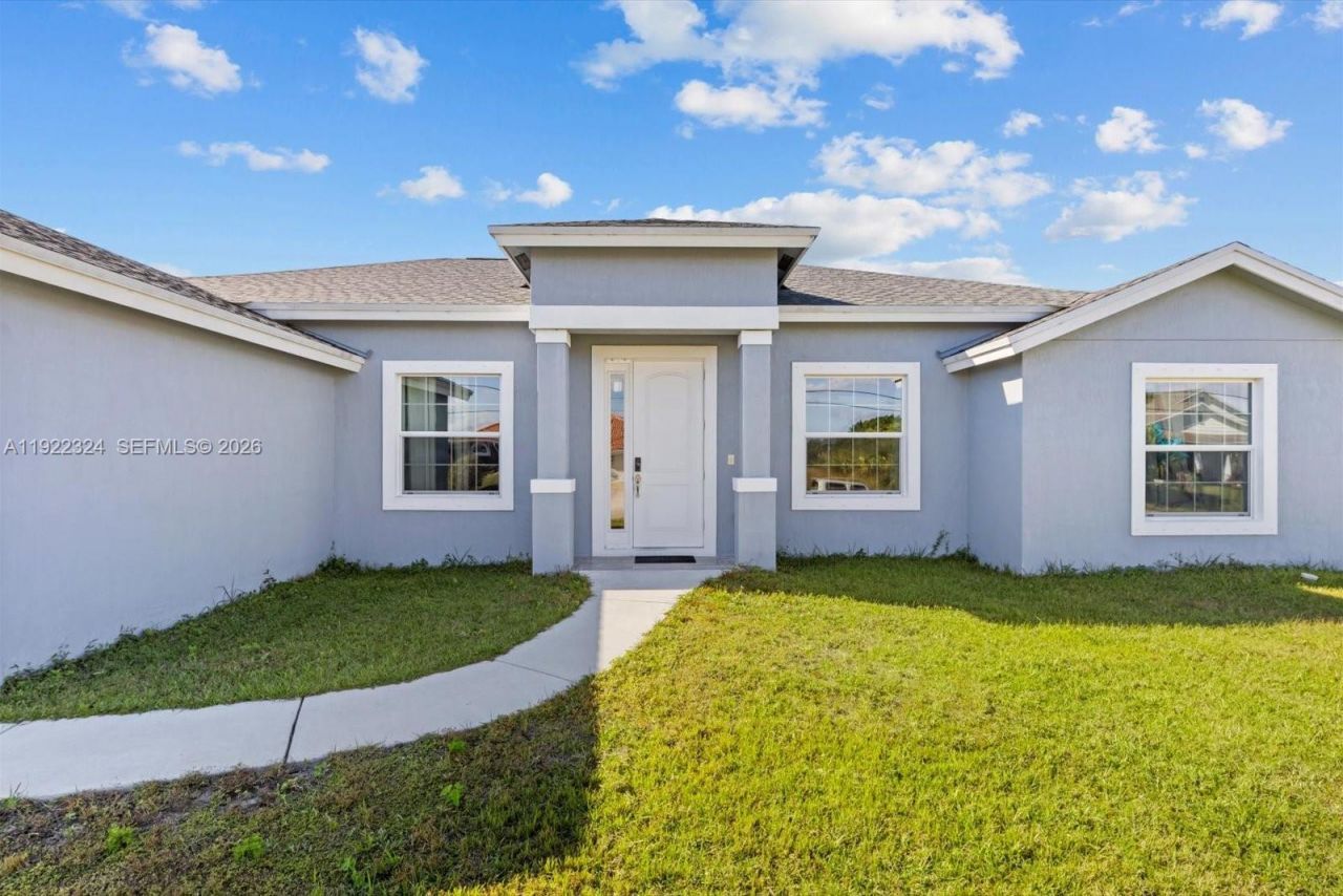 2020 SW Imperial St, Port Saint Lucie, FL 34987 Photo