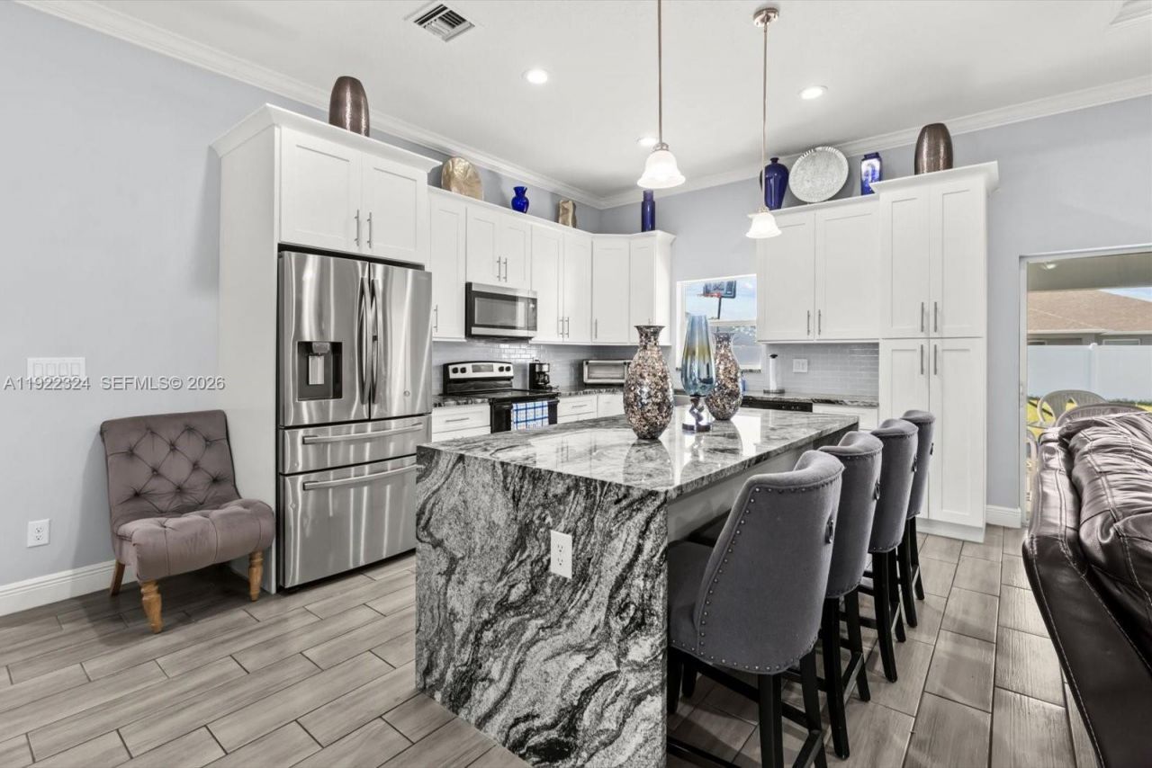 2020 SW Imperial St, Port Saint Lucie, FL 34987 Photo