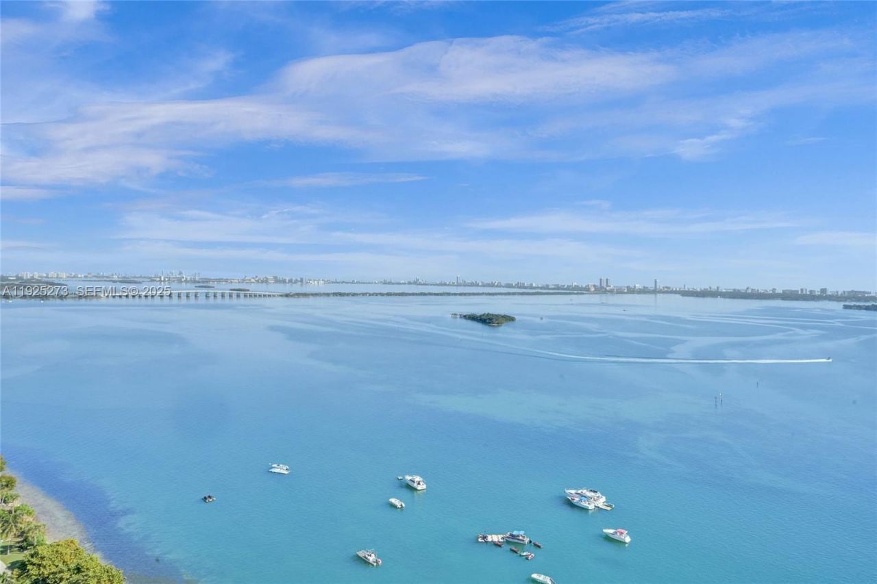 1717 N Bayshore Dr, Unit A-1650, Miami, FL 33132 Main Photo