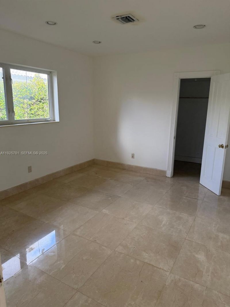 2015 Arch Creek Dr, Unit hse, North Miami, FL 33181 Photo