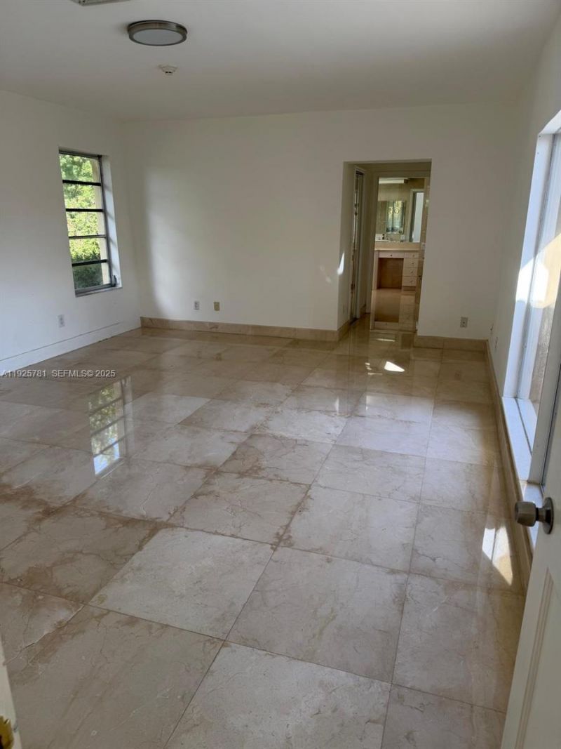 2015 Arch Creek Dr, Unit hse, North Miami, FL 33181 Photo