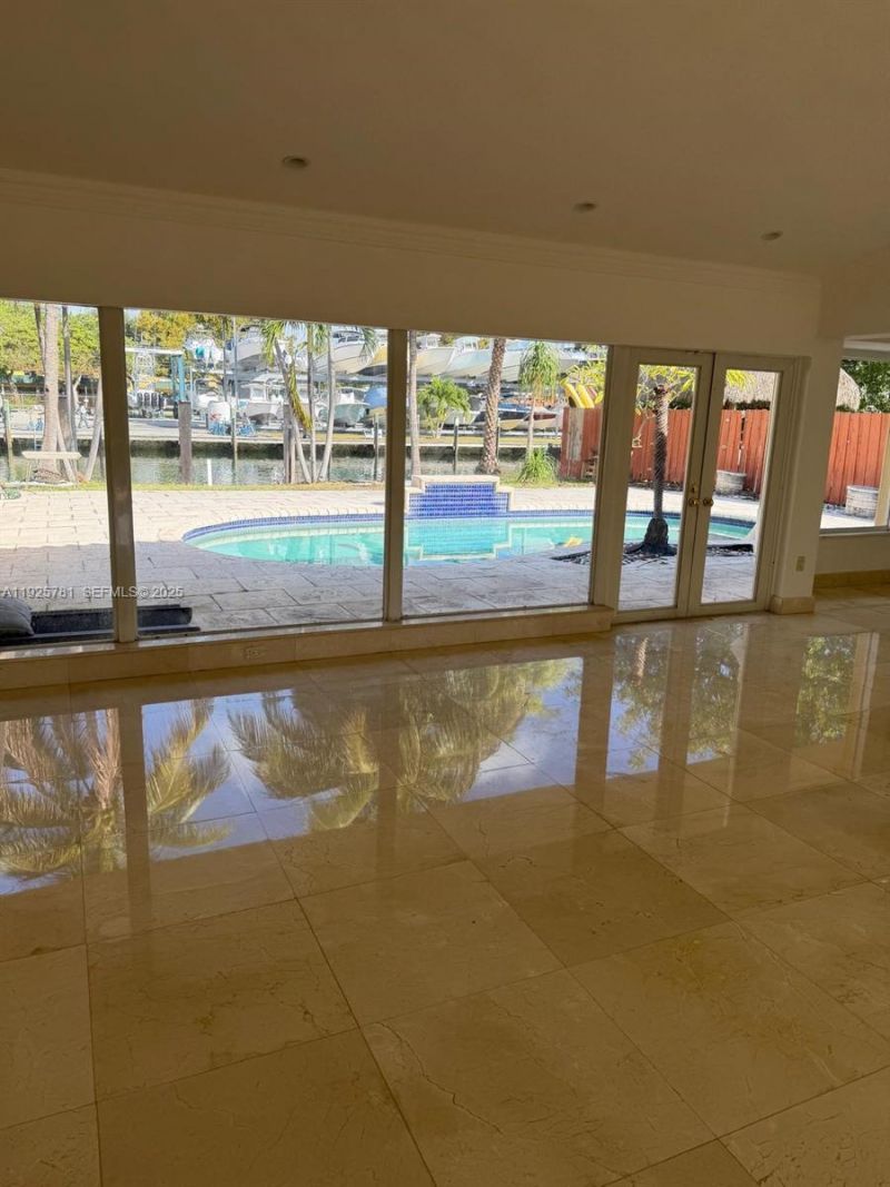 2015 Arch Creek Dr, Unit hse, North Miami, FL 33181 Photo