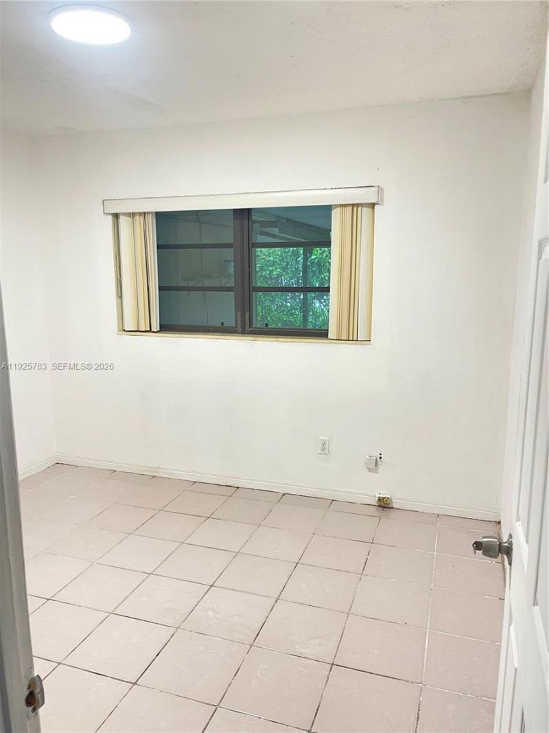 9711 Caribbean Blvd, Cutler Bay, FL 33189 Photo