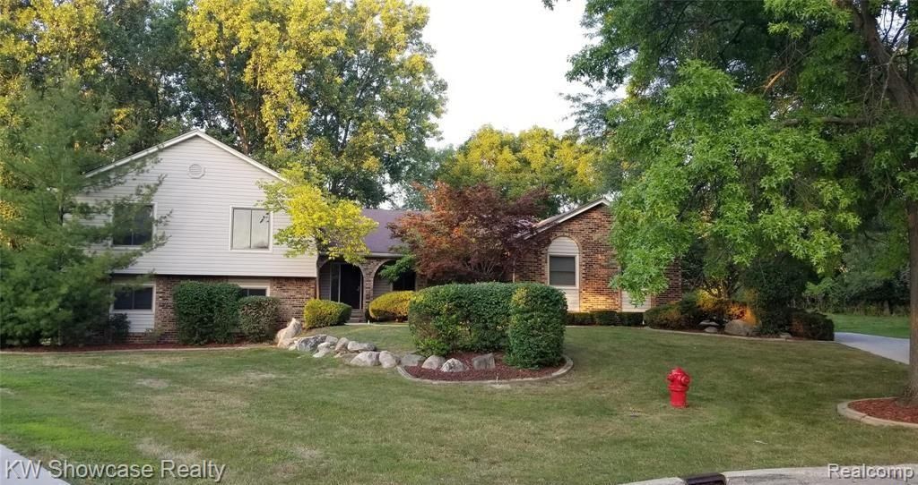 1728 Hiview Court, Bloomfield Hills, MI 48302 Main Photo