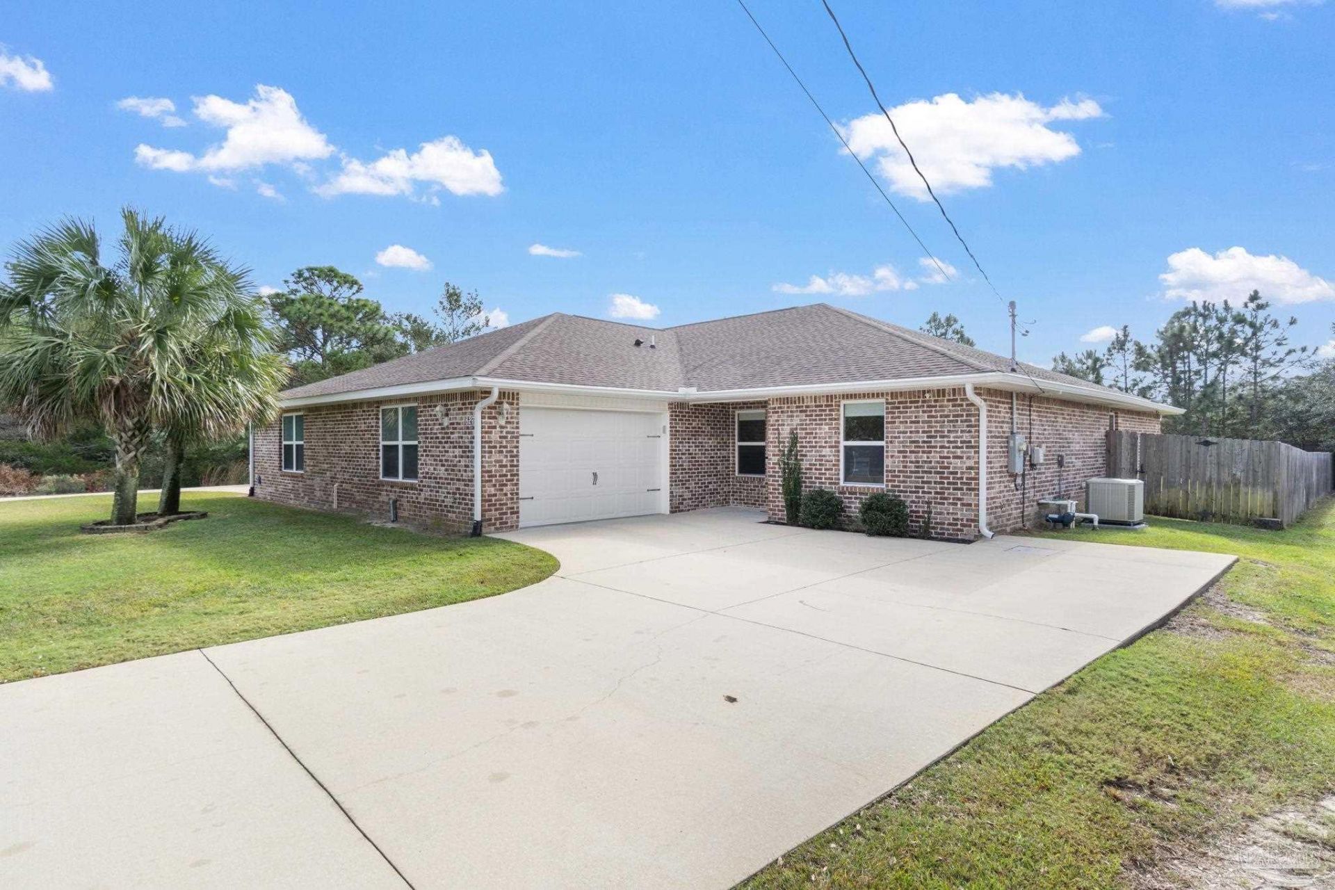 1827 Sundown Dr, Navarre, FL 32566 Main Photo