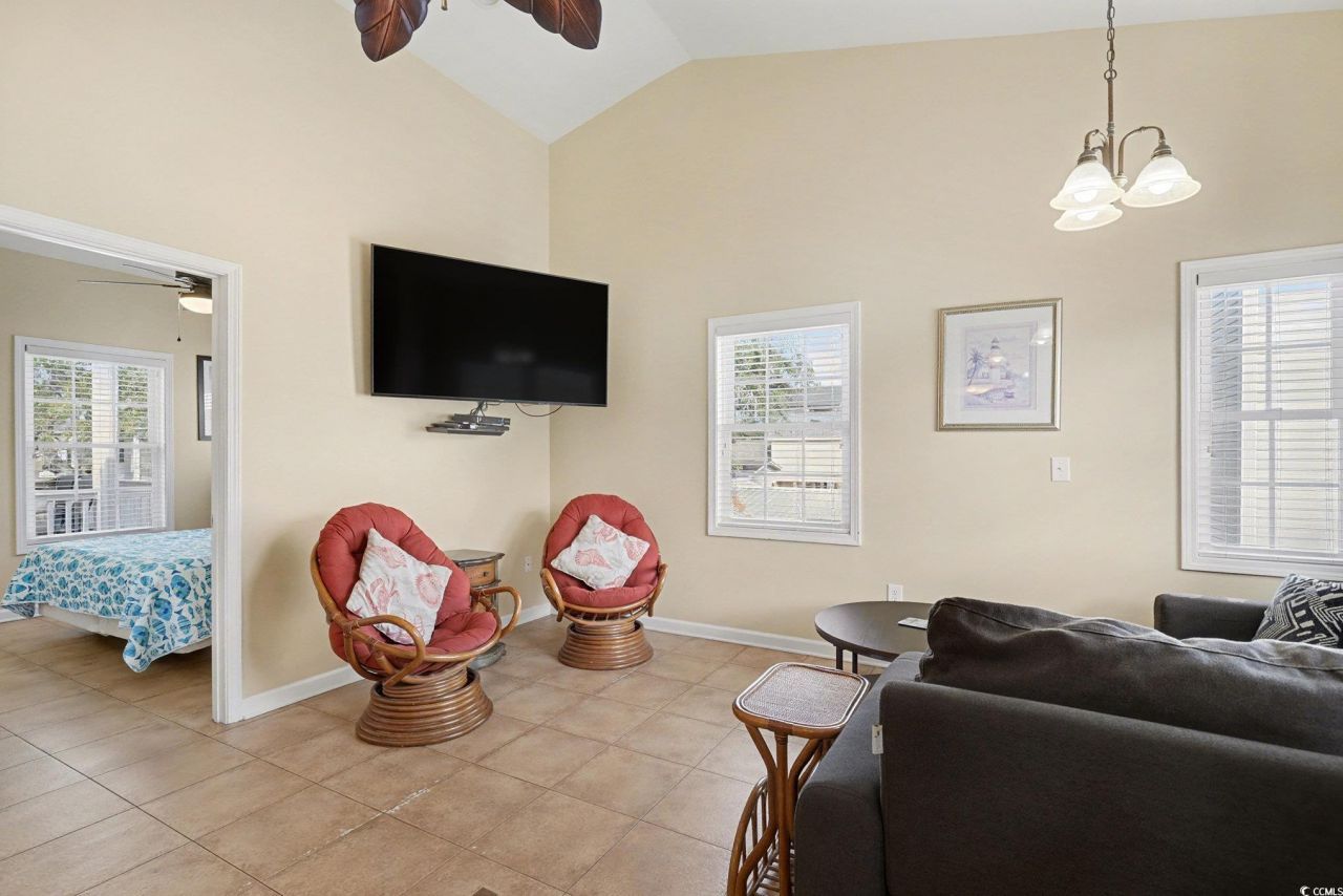 6001-m42 South Kings Hwy. Photo 9