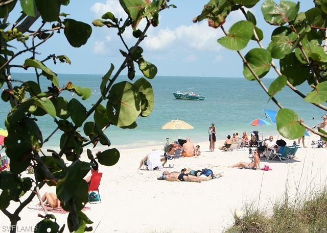 10850 Alvara Point Dr, Bonita Springs, FL 34135 Photo