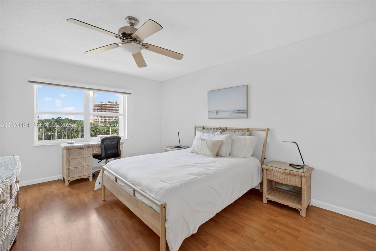 200 Diplomat Pkwy, Unit 531, Hallandale Beach, FL 33009 Photo